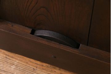 和製アンティーク　総栗材　縦に入った金具がかっこいい蔵戸(引き戸、建具、玄関戸)(R-030439)