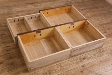 中古美品　岩谷堂　豪華な南部鉄器が存在感を放つサイドボード(チェスト、引き出し)(定価約69万円)(R-030447)