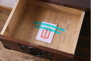 中古美品　岩谷堂　豪華な南部鉄器が存在感を放つサイドボード(チェスト、引き出し)(定価約69万円)(R-030447)