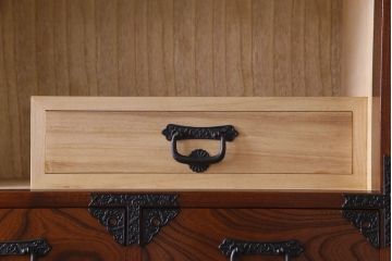 民芸家具　ケヤキ材　作りの良さが窺える上質な重ねの和タンス(整理箪笥、引き出し)(R-030448)