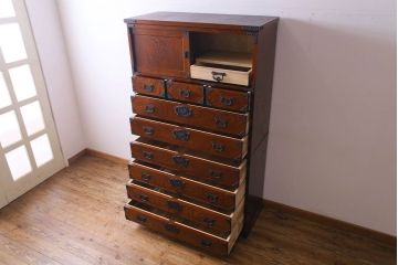 民芸家具　ケヤキ材　作りの良さが窺える上質な重ねの和タンス(整理箪笥、引き出し)(R-030448)