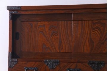 民芸家具　ケヤキ材　作りの良さが窺える上質な重ねの和タンス(整理箪笥、引き出し)(R-030448)