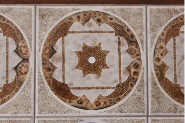 ヴィンテージ家具　北欧ビンテージ　G-PLAN(ジープラン)　チーク材　タイル天板がおしゃれなサイドテーブル(センターテーブル、コーヒーテーブル)(R-030450)