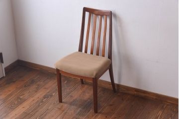 北欧家具　G-PLAN(ジープラン)　温かな雰囲気のビンテージダイニングチェア(椅子)(R-030452)