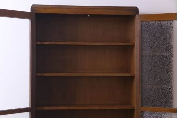 アンティーク家具　昭和初期　結霜ガラス入り　飾り棚付きの大型ブックケース(本箱、収納棚、食器棚、戸棚)(R-030453)