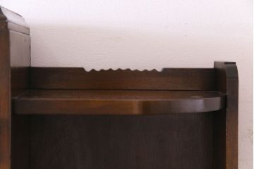 アンティーク家具　昭和初期　結霜ガラス入り　飾り棚付きの大型ブックケース(本箱、収納棚、食器棚、戸棚)(R-030453)