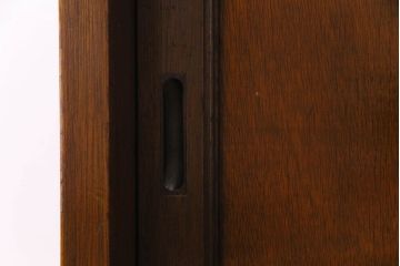 アンティーク家具　昭和初期　結霜ガラス入り　飾り棚付きの大型ブックケース(本箱、収納棚、食器棚、戸棚)(R-030453)