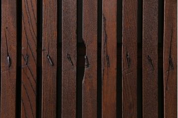 和製アンティーク　総ケヤキ材　重厚かつ上品な佇まいの富山蔵戸(引き戸、建具、玄関戸)