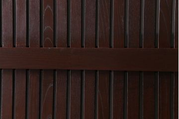 和製アンティーク　総ケヤキ材　使い勝手の良いガラス入れリメイクの蔵戸(引き戸、建具、玄関戸)