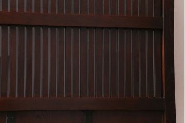 和製アンティーク　総ケヤキ材　使い勝手の良いガラス入れリメイクの蔵戸(引き戸、建具、玄関戸)