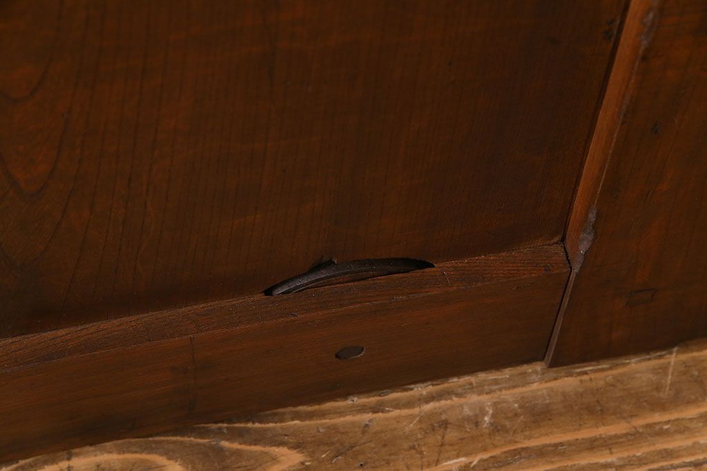 和製アンティーク　総ケヤキ材　重厚な佇まいが魅力の蔵戸(引き戸、建具、玄関戸)