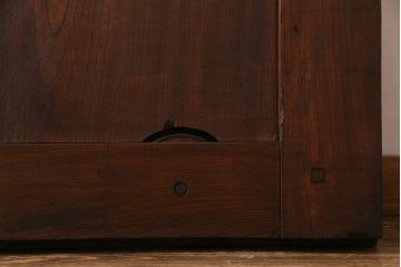 和製アンティーク　総ケヤキ材　重厚な佇まいが魅力の蔵戸(引き戸、建具、玄関戸)