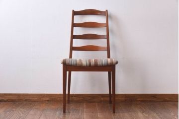 ヴィンテージ家具　北欧ビンテージ　G-PLAN(ジープラン)　ストライプ柄のラダーバックチェア(ダイニングチェア、ワークチェア、イス)(2)(R-030462)