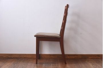 ヴィンテージ家具　北欧ビンテージ　G-PLAN(ジープラン)　ストライプ柄のラダーバックチェア(ダイニングチェア、ワークチェア、イス)(3)(R-030463)