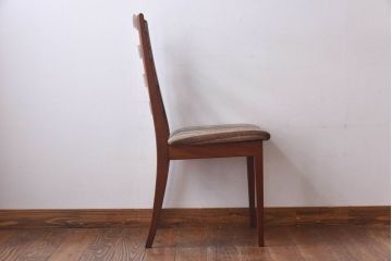 ヴィンテージ家具　北欧ビンテージ　G-PLAN(ジープラン)　ストライプ柄のラダーバックチェア(ダイニングチェア、ワークチェア、イス)(3)(R-030463)
