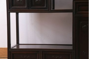 アンティーク家具　和製アンティーク　時代物　紫檀材　上品な雰囲気漂う漆塗りの飾り棚(茶棚)(R-030467)