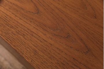 ヴィンテージ家具　北欧ビンテージ　チーク材　シンプルでスタイリッシュなリビングボード(テレビボード、サイドボード)(R-030469)