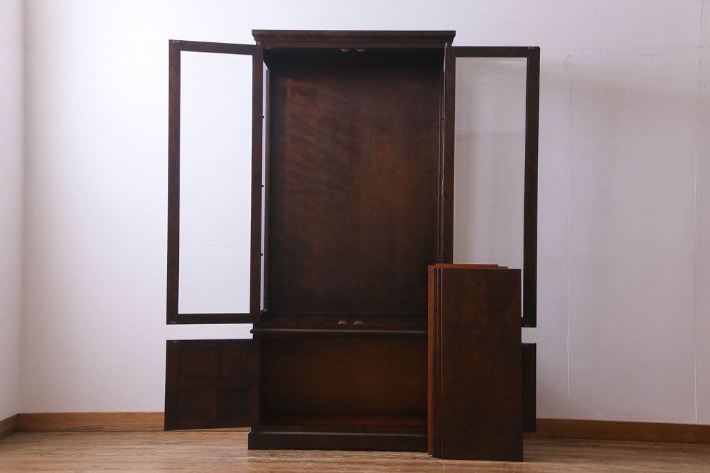 中古美品　希少な廃盤品!!　北海道民芸家具　OM158　上質な三方ガラス飾り棚(陳列棚、食器棚、ガラスケース)(2)(R-030473)