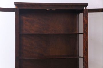 中古美品　希少な廃盤品!!　北海道民芸家具　OM158　上質な三方ガラス飾り棚(陳列棚、食器棚、ガラスケース)(2)(R-030473)