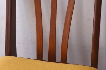 北欧ビンテージ家具　チーク材　黄色のファブリックが可愛らしいダイニングチェア(ワークチェア、椅子)(1)(R-030477)