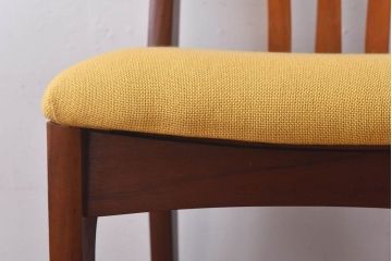 北欧ビンテージ家具　チーク材　黄色のファブリックが可愛らしいダイニングチェア(ワークチェア、椅子)(1)(R-030477)