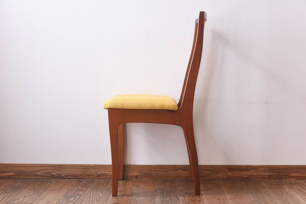 北欧ビンテージ家具　チーク材　黄色のファブリックが可愛らしいダイニングチェア(ワークチェア、椅子)(2)(R-030478)