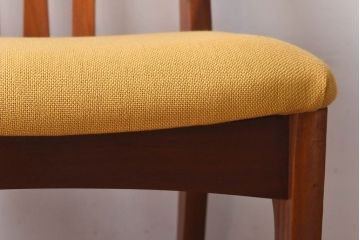 北欧ビンテージ家具　チーク材　黄色のファブリックが可愛らしいダイニングチェア(ワークチェア、椅子)(2)(R-030478)