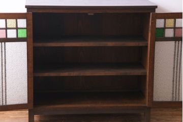 アンティーク家具　大正ロマン　ナラ材　柔らかな色合いの当時物色ガラスが魅力的な本箱(収納棚、戸棚、キャビネット)(R-030481)