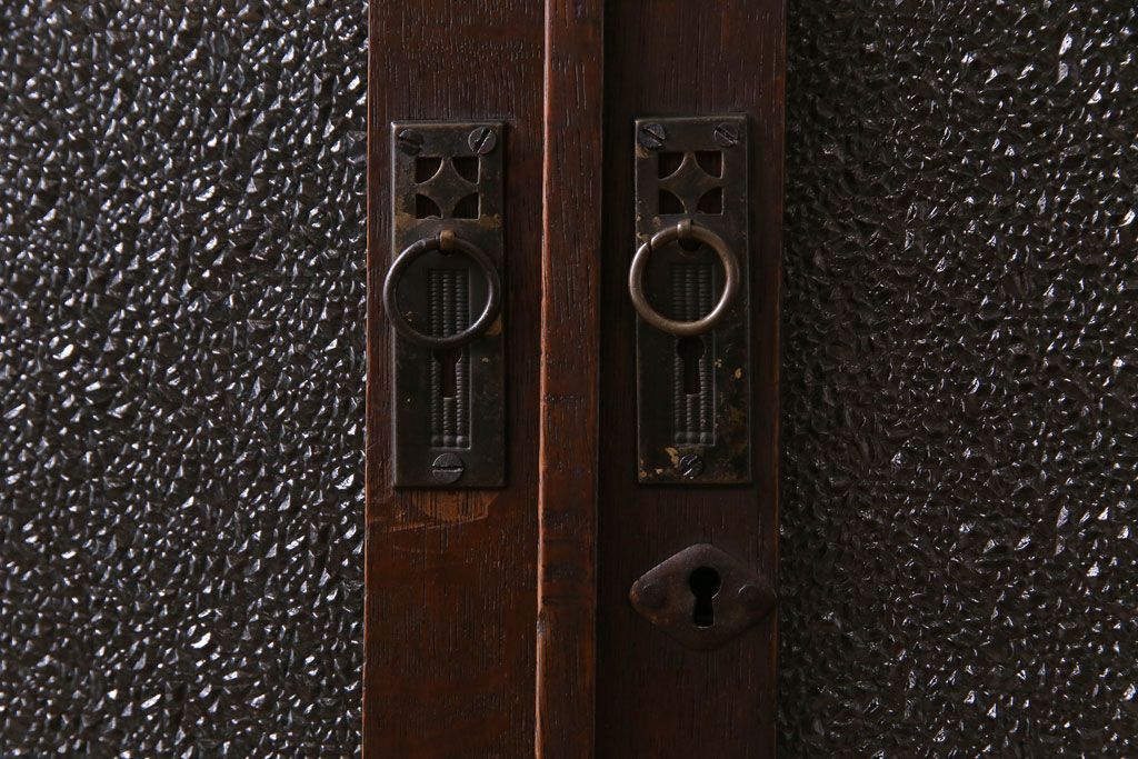 アンティーク家具　大正ロマン　ナラ材　柔らかな色合いの当時物色ガラスが魅力的な本箱(収納棚、戸棚、キャビネット)(R-030481)