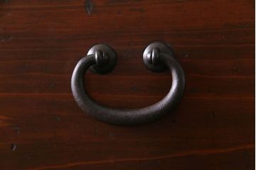 アンティーク家具　和製アンティーク　ヒノキ材　時を経た味わいが魅力の重ね箪笥(衣装箪笥、引き出し)