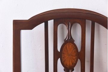 アンティーク家具　イギリスアンティーク　ウォールナット材　象嵌が魅力のクラシカルなチェア(ダイニングチェア、椅子)(2)