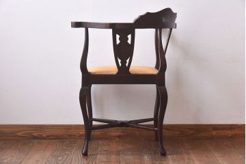 【H様ご成約済】フランスアンティーク　ウォールナット材　象嵌入りの上品なコーナーチェア(椅子)