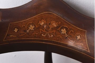 【H様ご成約済】フランスアンティーク　ウォールナット材　象嵌入りの上品なコーナーチェア(椅子)