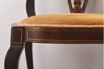 【H様ご成約済】フランスアンティーク　ウォールナット材　象嵌入りの上品なコーナーチェア(椅子)