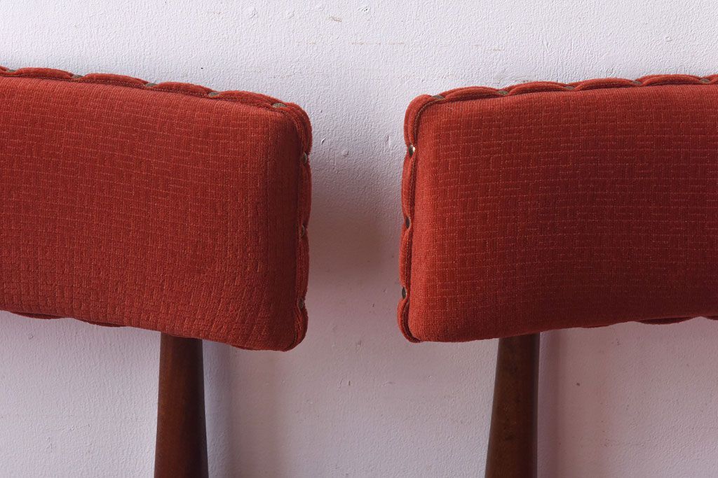 【E様ご成約品】G-PLAN(ジープラン)　Fresco(フレスコ)　赤いファブリックが可愛いサーキュラーチェア(ダイニングチェア、椅子)2脚セット