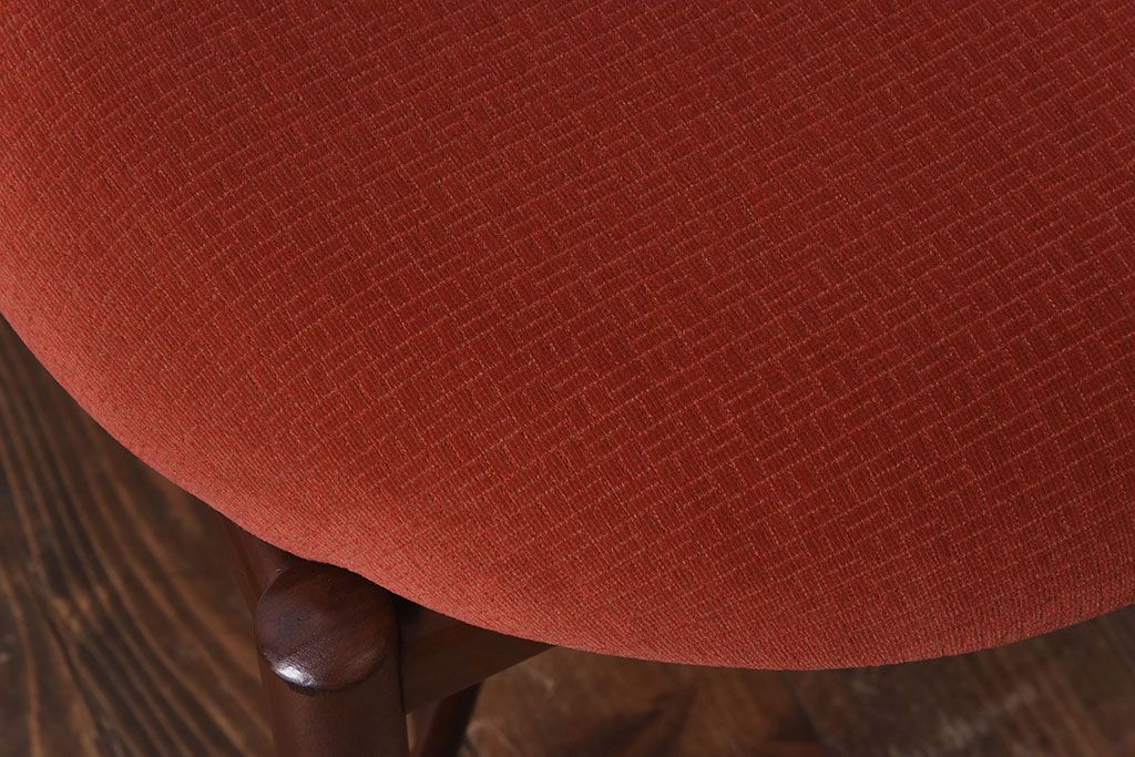 【E様ご成約品】G-PLAN(ジープラン)　Fresco(フレスコ)　赤いファブリックが可愛いサーキュラーチェア(ダイニングチェア、椅子)2脚セット