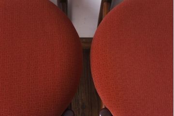 【E様ご成約品】G-PLAN(ジープラン)　Fresco(フレスコ)　赤いファブリックが可愛いサーキュラーチェア(ダイニングチェア、椅子)2脚セット