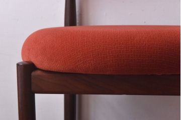 【E様ご成約品】G-PLAN(ジープラン)　Fresco(フレスコ)　赤いファブリックが可愛いサーキュラーチェア(ダイニングチェア、椅子)2脚セット