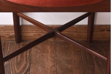 【E様ご成約品】G-PLAN(ジープラン)　Fresco(フレスコ)　赤いファブリックが可愛いサーキュラーチェア(ダイニングチェア、椅子)2脚セット