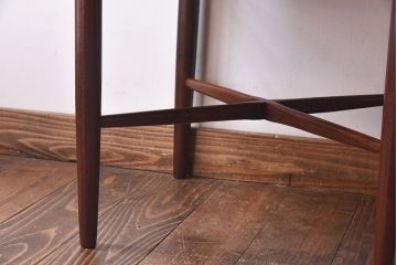 【E様ご成約品】G-PLAN(ジープラン)　Fresco(フレスコ)　赤いファブリックが可愛いサーキュラーチェア(ダイニングチェア、椅子)2脚セット