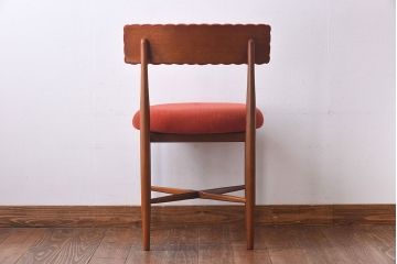 アンティーク家具　G-PLAN(ジープラン)　Fresco(フレスコ)　赤いファブリックが可愛いサーキュラーチェア(ダイニングチェア、椅子)(3)