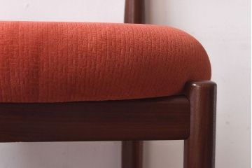 アンティーク家具　G-PLAN(ジープラン)　Fresco(フレスコ)　赤いファブリックが可愛いサーキュラーチェア(ダイニングチェア、椅子)