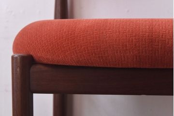 アンティーク家具　G-PLAN(ジープラン)　Fresco(フレスコ)　お洒落な赤いファブリックのサーキュラーチェア(ダイニングチェア、椅子)