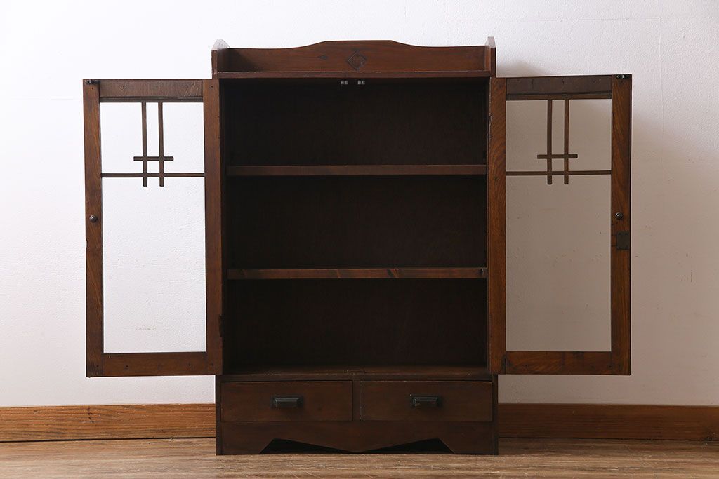 アンティーク家具　昭和初期　栓材製　大正ロマンの雰囲気漂うブックケース(収納棚、食器棚)