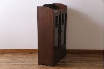 アンティーク家具　昭和初期　栓材製　大正ロマンの雰囲気漂うブックケース(収納棚、食器棚)