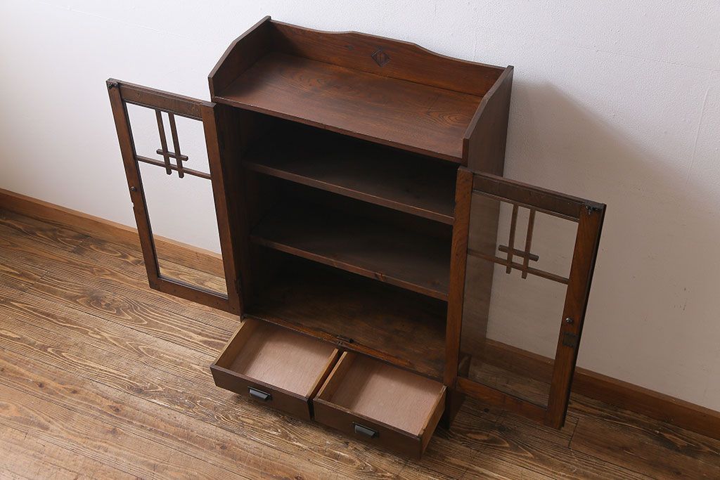 アンティーク家具　昭和初期　栓材製　大正ロマンの雰囲気漂うブックケース(収納棚、食器棚)