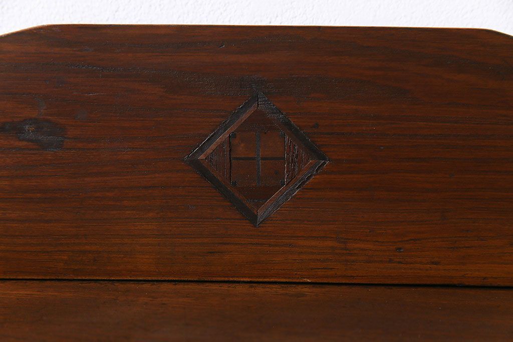 アンティーク家具　昭和初期　栓材製　大正ロマンの雰囲気漂うブックケース(収納棚、食器棚)