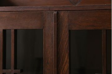 アンティーク家具　昭和初期　栓材製　大正ロマンの雰囲気漂うブックケース(収納棚、食器棚)