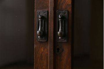 アンティーク家具　昭和初期　栓材製　大正ロマンの雰囲気漂うブックケース(収納棚、食器棚)