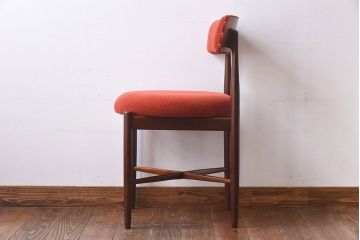 アンティーク家具　G-PLAN(ジープラン)　Fresco(フレスコ)　お洒落な赤いファブリックのサーキュラーチェア(ダイニングチェア、椅子)(1)